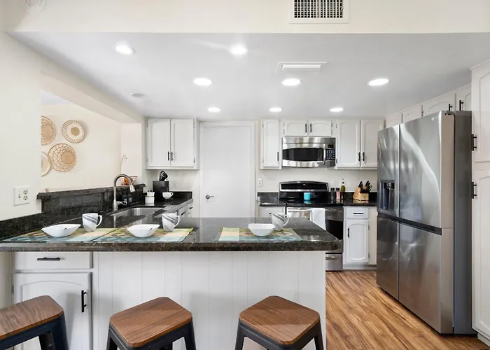 Spacious 4bedroom With Private Pool In Prime Location * Scottsdale