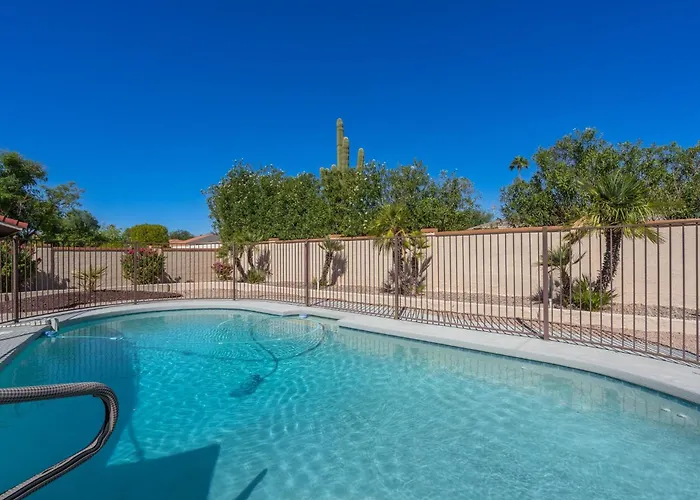 Spacious 4bedroom With Private Pool In Prime Location Holiday home *