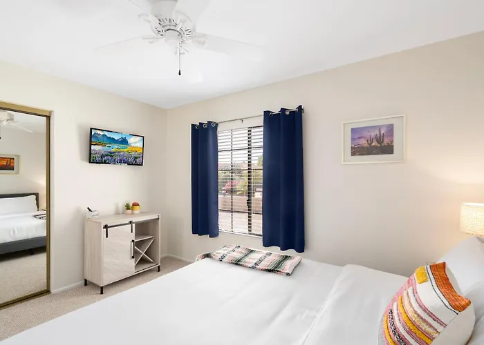 Spacious 4bedroom With Private Pool In Prime Location *