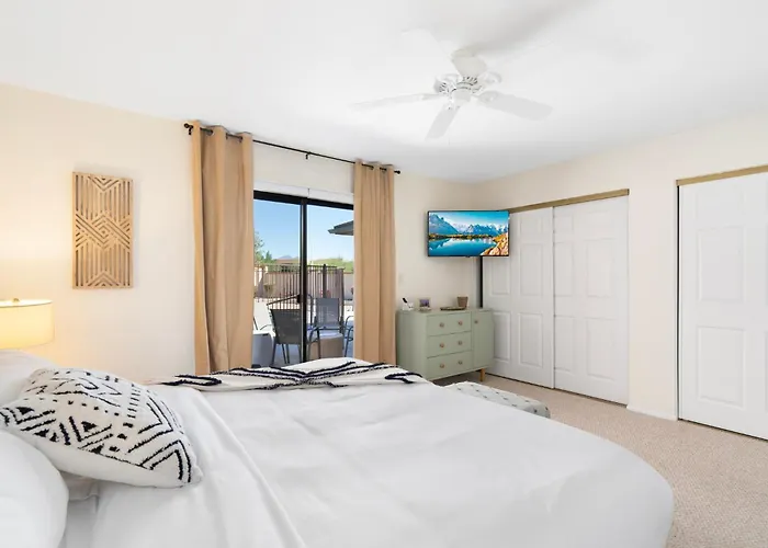 Spacious 4bedroom With Private Pool In Prime Location Holiday home *