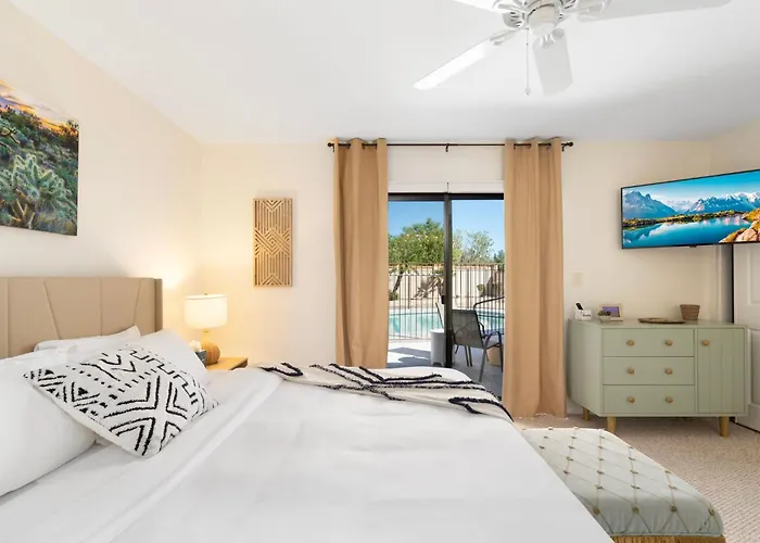 Spacious 4bedroom With Private Pool In Prime Location Holiday home
